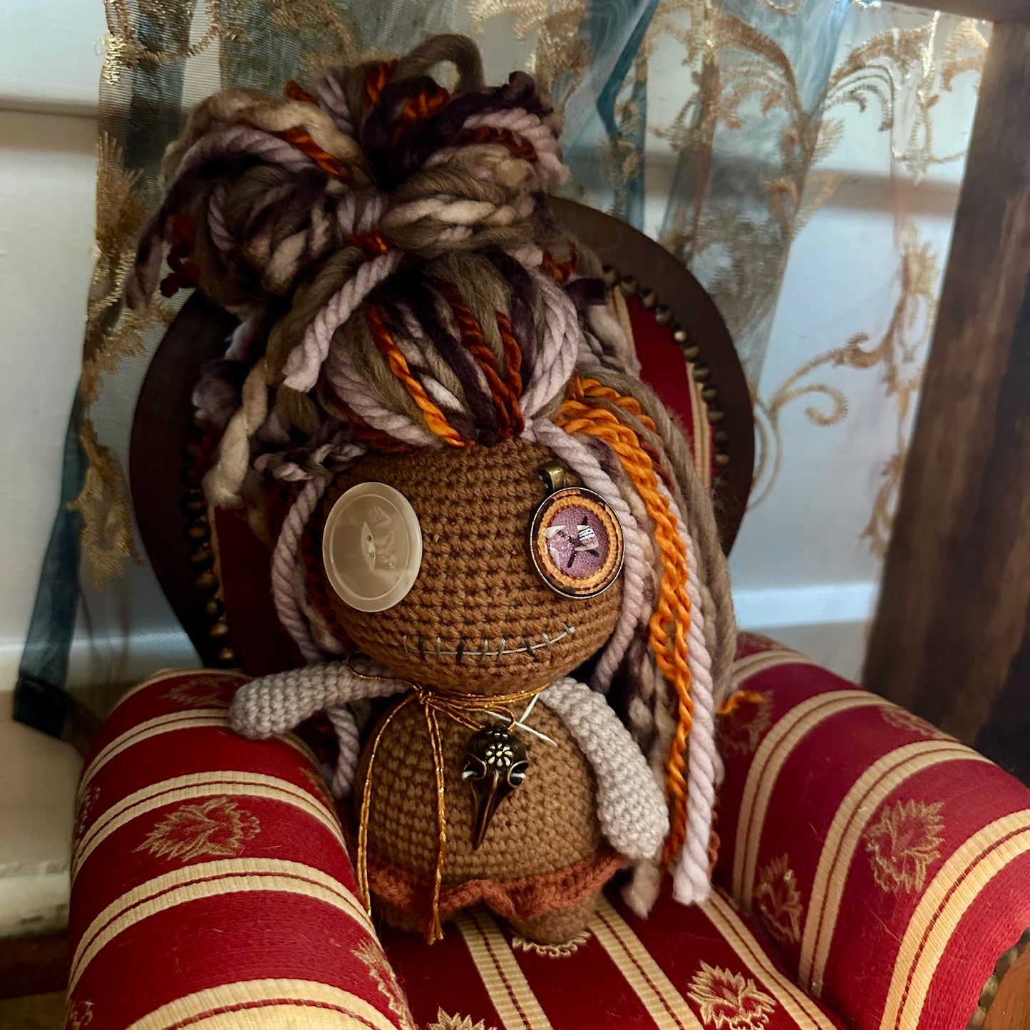 Phee | Doll