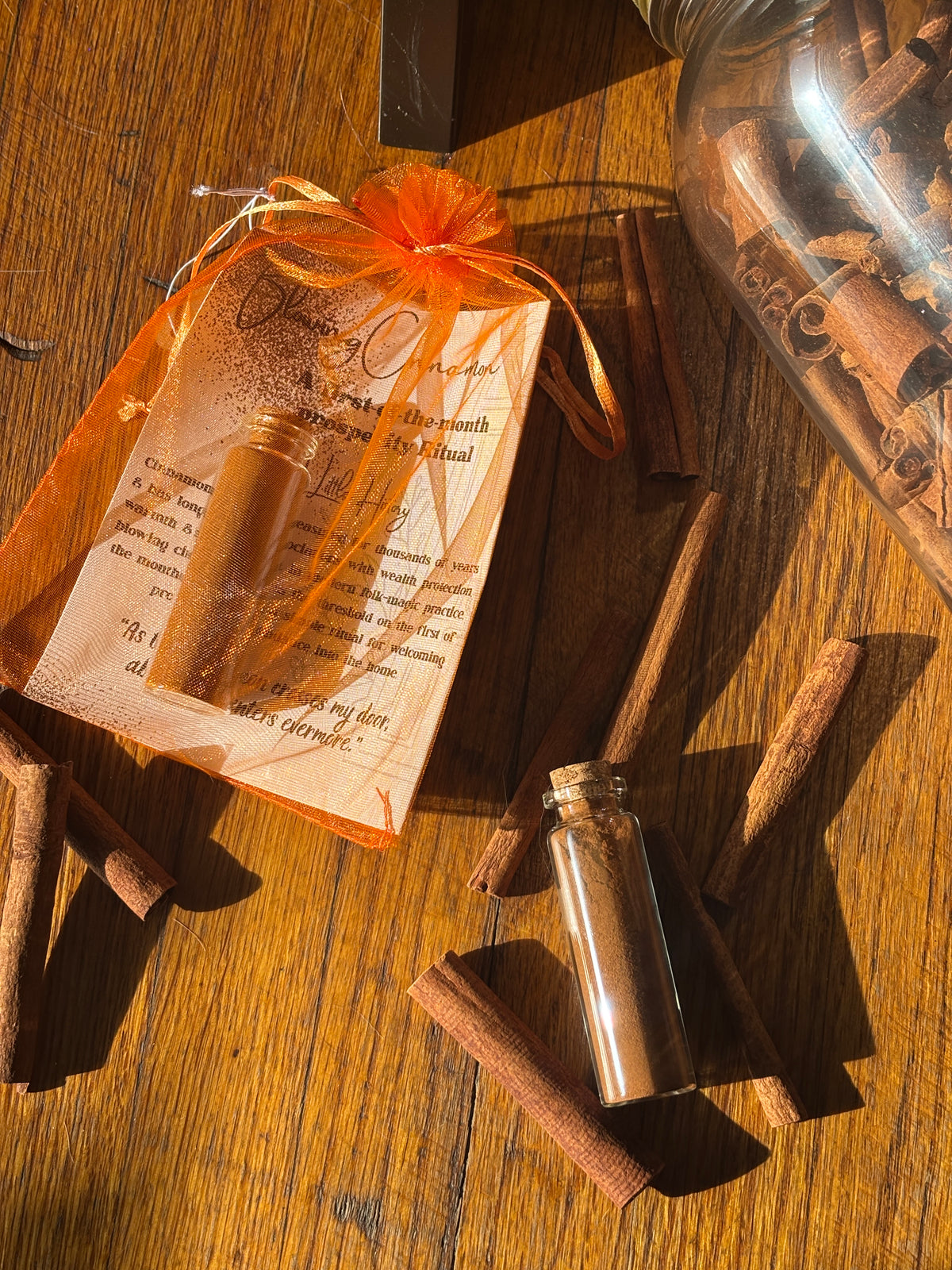 Blowing Cinnamon | Jar + Card |